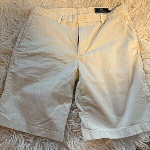 Vinyard Vines Cream Flat Front Shorts